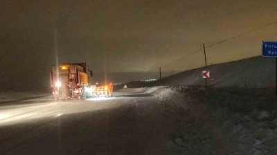 Kurubaş Ge&ccedil;idi ulaşıma kapatıldı
