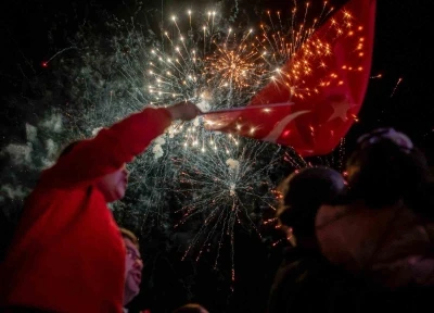 Kuşadası’nda Cumhuriyet coşkusu sokaklara taştı
