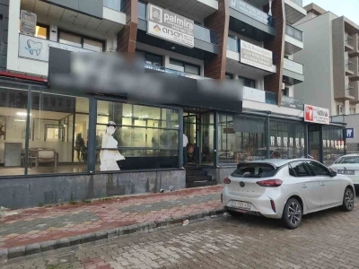 Kuşadası&rsquo;nda &rsquo;g&uuml;zellik merkezi&rsquo; operasyonu
