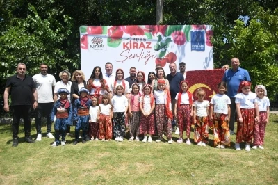 Kuşadası&rsquo;nda Kiraz Şenliği coşkuyla başladı
