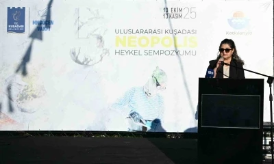 Kuşadası’nda mermer bloklar adalet temasıyla yontuldu
