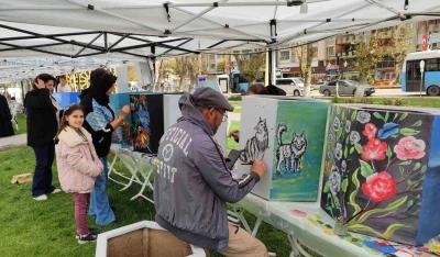 Kütahya Belediyesi’nden renkli etkinlik: Çiçek Saksılığı Resimleme Yarışması
