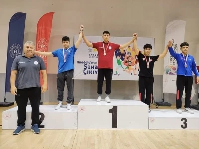 Kütahya Belediyesporlu Güreşçi İbrahim Sönmez Türkiye finallerine yükseldi
