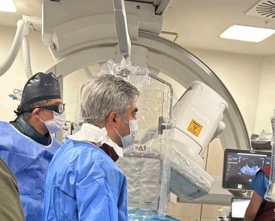 Kütahya’da 12 yaşındaki çocuğun kalbindeki delik ameliyatsız yöntemle kapatıldı
