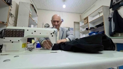 Kütahya’da 52 yıllık terzi Himmet Kalkan: &quot;Sanat artık bitmek üzere&quot;
