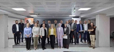 K&uuml;tahya&rsquo;da Eğitim Kurumları Y&ouml;netici Yetiştirme Programı tamamlandı
