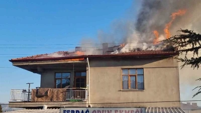 K&uuml;tahya&rsquo;da iftar vakti korkutan yangın
