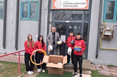 K&uuml;tahya&rsquo;da ihtiya&ccedil; sahibi okullara donatım, oyuncak ve spor malzemesi desteği
