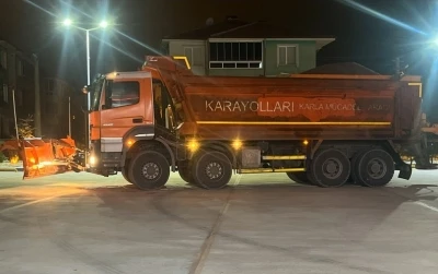 K&uuml;tahya&rsquo;da Karayolları ekipleri teyakkuzda
