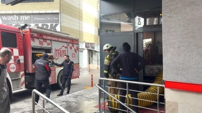 K&uuml;tahya&rsquo;da korkutan yangın, 3 kişi dumandan etkilendi
