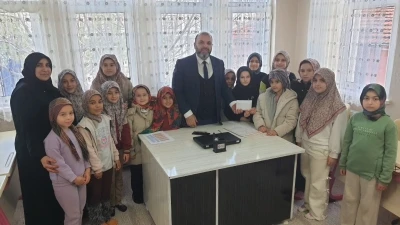 Kütahya’da Kur’an Kursu öğrencilerinden Filistin’e anlamlı bağış
