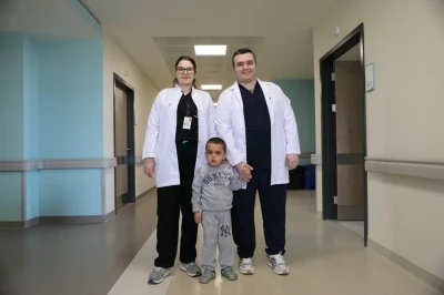 K&uuml;tahya&rsquo;da minik hastaya kritik operasyon
