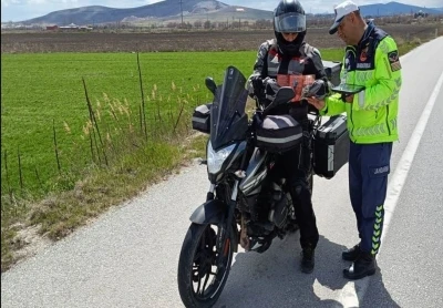 K&uuml;tahya&rsquo;da motosiklet ve motorlu bisiklet s&uuml;r&uuml;c&uuml;lerine y&ouml;nelik &ouml;zel denetim
