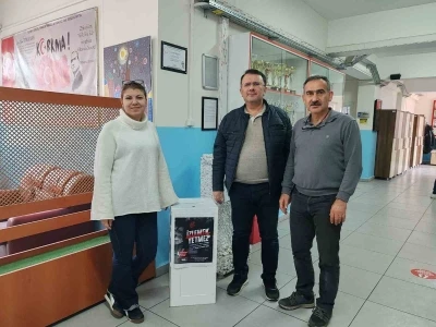 K&uuml;tahya&rsquo;da &ouml;ğrencileri iyilikte yarıştı
