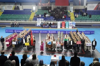 K&uuml;tahya&rsquo;da &rsquo;Okullar Arası Halk Oyunları İl Birinciliği&rsquo; tamamlandı
