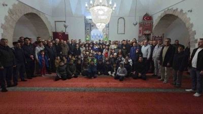 Kütahya’da &quot;Gençler Camide, Alınlar Secdede&quot; buluşması yoğun katılımla gerçekleşti
