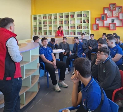 Kütahya’da &quot;Gençlik ve Güvenli Gelecek&quot; projesi
