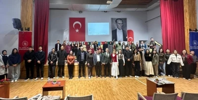 K&uuml;tahya&rsquo;da "T&uuml;rk D&uuml;nyasının Ortak Değerleri" sahnelendi
