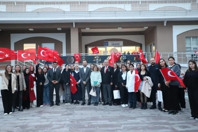 Kütahya’da &quot;Vatan ve Kahramanlık Buluşmaları&quot; duygulu anlara sahne oldu
