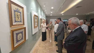 K&uuml;tahya&rsquo;da tezhip sanatı kurslarla gelecek nesillere aktarılıyor
