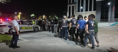 K&uuml;tahya&rsquo;da torbacılara şafak baskını: 28 g&ouml;zaltı
