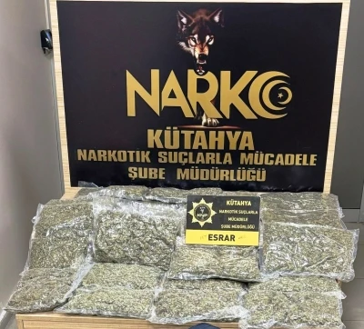 K&uuml;tahya&rsquo;da uyuşturucu operasyonu, 4 ş&uuml;pheli tutuklandı
