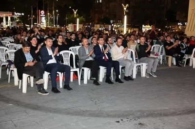 Kütahya’da yarı final heyecanı dev ekranda yaşandı
