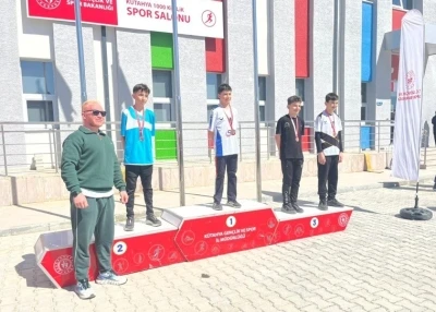 K&uuml;tahya&rsquo;da Yıldızlar ve K&uuml;&ccedil;&uuml;kler il şampiyonası tamamlandı
