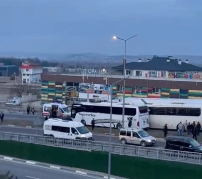 K&uuml;tahya&rsquo;da zincirleme trafik kazası: 3 yaralı
