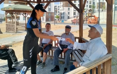 Kütahya Emniyeti’nden ’güvenli hayat için bilgilendirme’ çalışmaları
