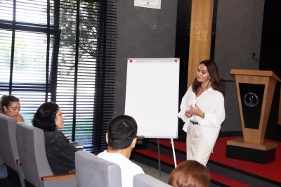 Kütahya OSB Akademi’de &quot;İş Hayatında İkna ve İfade Gücü&quot; eğitimi
