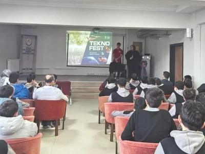 K&uuml;tahya Şehit Selim Cansız Anadolu İmam Hatip Lisesi&rsquo;nde TEKNOFEST heyecanı
