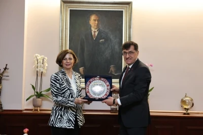 K&uuml;tahya ve Eskişehir belediyeleri arasında tecr&uuml;be paylaşımı ve iş birliği ziyaretleri
