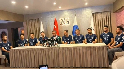 K&uuml;tahyaspor 9 futbolcuyla s&ouml;zleşme imzaladı
