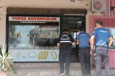 Kuyumcuya dehşeti yaşatıp 18 bilezikle kaçmıştı, aynı gün kıskıvrak yakalandı
