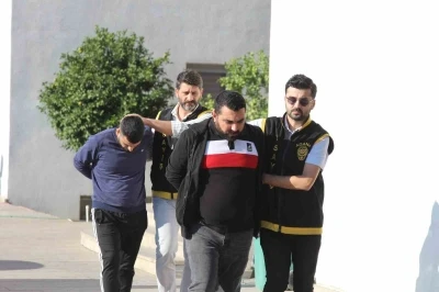 Kuzenini öldürdü: &quot;Ben sopayla dövdüm, bıçakla yaralamadım&quot;
