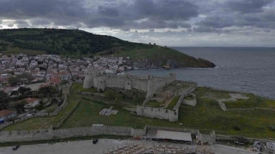 Kuzey Ege&rsquo;nin turizm merkezi Bozcaada 3 g&uuml;nl&uuml;k tatilde y&uuml;zde 70 doluluk oranına ulaştı

