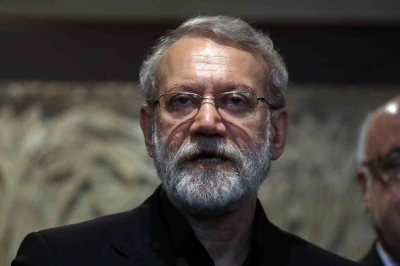 Laricani: "H&uuml;rm&uuml;z Boğazı ya barış ya da savaş kışkırtıcıları i&ccedil;in yenilgi boğazı olacak"

