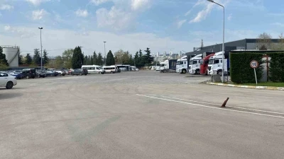 Lastik fabrikasında makineye sıkışan iş&ccedil;i hayatını kaybetti
