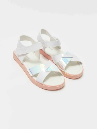 LC Waikiki, anaokulu ürünlerini tüketicilere sundu
