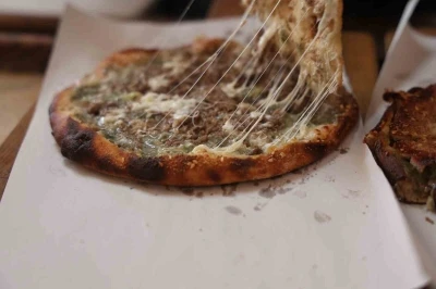 Lezzetini aroması ve odun ateşinden alan Anadolu&rsquo;nun pizzası: &lsquo;Yağ somunu&rsquo;
