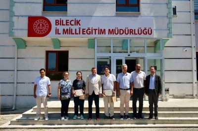 LGS&rsquo;de dereceye giren &ouml;ğrenciler &ouml;d&uuml;llendirildi
