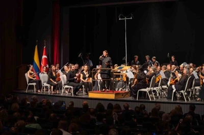 Limak Filarmoni Orkestrası’ndan Türkiye’de barış konseri
