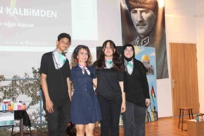 Lise &ouml;ğrencileri "Filistin&rsquo;in g&ouml;zyaşları"nı sahneye taşıdı
