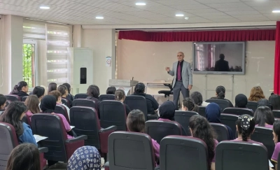 Lise &Ouml;ğrencilerine Sosyal G&uuml;venlik Anlatıldı