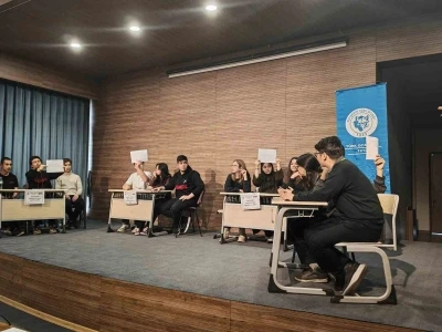 Liseler Arası 4. Milli k&uuml;lt&uuml;r Bilgi Yarışması ger&ccedil;ekleştirildi
