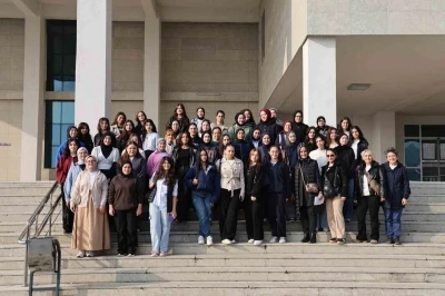 Liseli gençler Düzce Üniversitesi’nde
