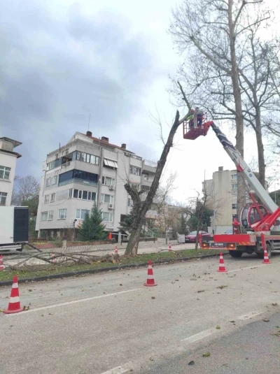 Lodosa karşı b&uuml;y&uuml;kşehir ekipleri sahada
