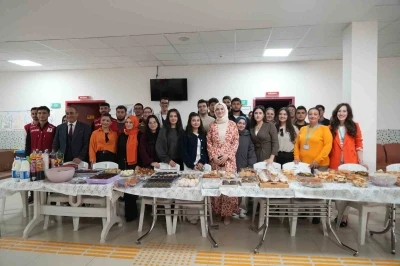 Lösemili çocuklar için iyilik sofrası
