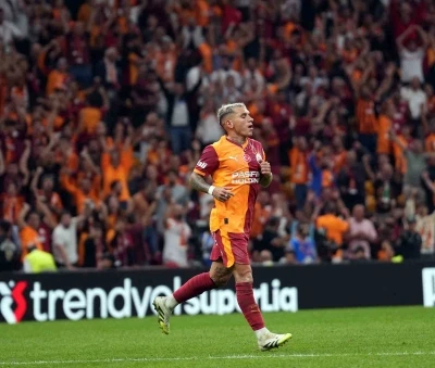 Lucas Torreira bu sezon ilk golünü attı
